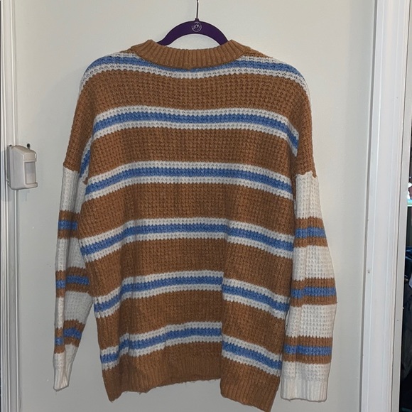 American Eagle Oversized sweater - Picture 2 of 2